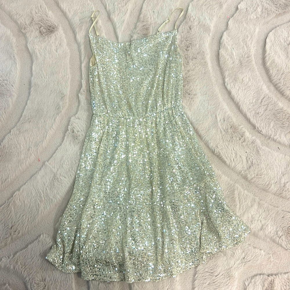 Xs gold sparkly dress
